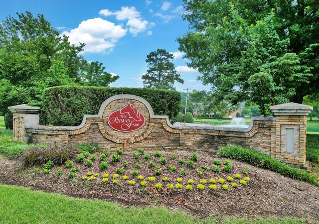 Photo 3 of Single family home for sale at 1696 Ridgeview Dr, Dalton, GA 30720 | MLS# 1541414 | Listing updated on 2026-08-30