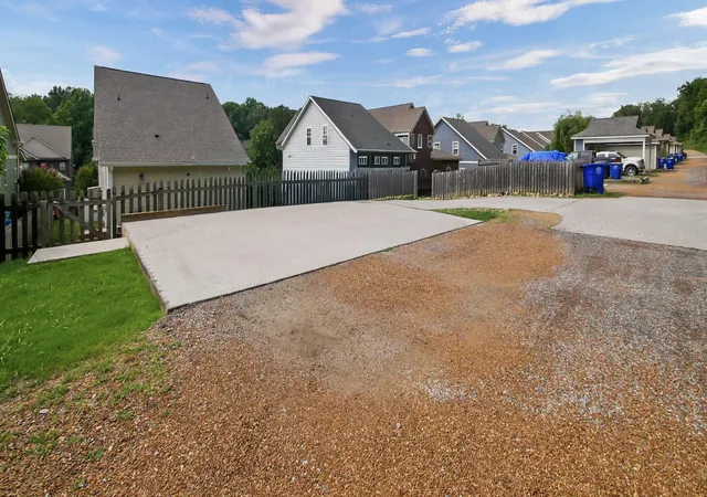 Photo 33 of Sale Pending at 2336 Ashmore Ave, Chattanooga, TN 37415 | MLS# 1537179 | Listing updated on 2026-08-28