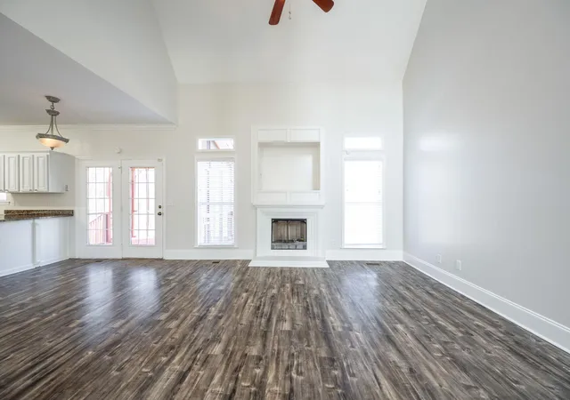 Photo 3 of Single family home for sale at 1837 Clear Brk Ct, Chattanooga, TN 37421 | MLS# 1539049 | Listing updated on 2026-09-11