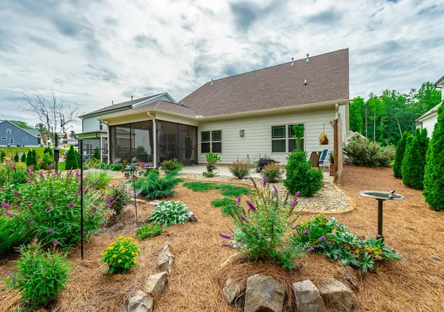 Photo 3 of Single family home for sale at 11944 Herons Hvn Dr, Soddy Daisy, TN 37379 | MLS# 1538993 | Listing updated on 2026-09-09