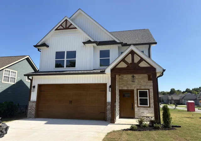 Photo 1 of Single family home for sale at 7041 Arbor Leaf Ln #28, Chattanooga, TN 37421 | MLS# 1537985 | Listing updated on 2026-10-29
