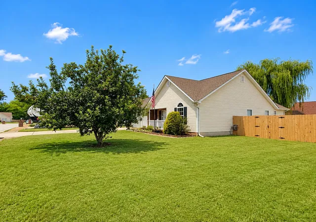 Photo 3 of Sale Pending at 57 Bunker Dr, Rossville, GA 30741 | MLS# 1538824 | Listing updated on 2026-09-08