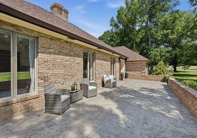 Photo 2 of Single family home for sale at 9031 Brow Lake Rd, Soddy Daisy, TN 37379 | MLS# 1538033 | Listing updated on 2026-09-07