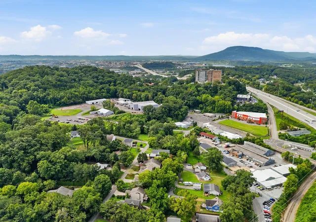 Photo 34 of Single family home for sale at 1141 Coker Cir, Chattanooga, TN 37415 | MLS# 1537918 | Listing updated on 2026-08-29