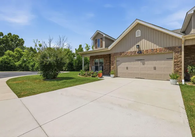 Photo 1 of Townhouse for sale at 6809 Satya Way, Chattanooga, TN 37412 | MLS# 1538818 | Listing updated on 2026-09-14