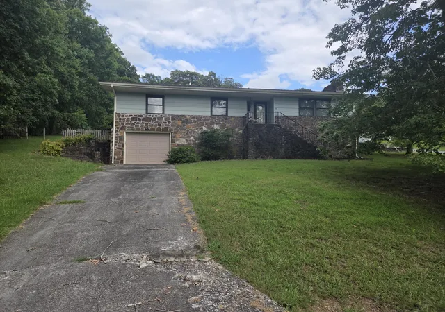 Photo 1 of Single family home for sale at 69 Marilyn Cir, Ringgold, GA 30736 | MLS# 1539262 | Listing updated on 2026-09-08