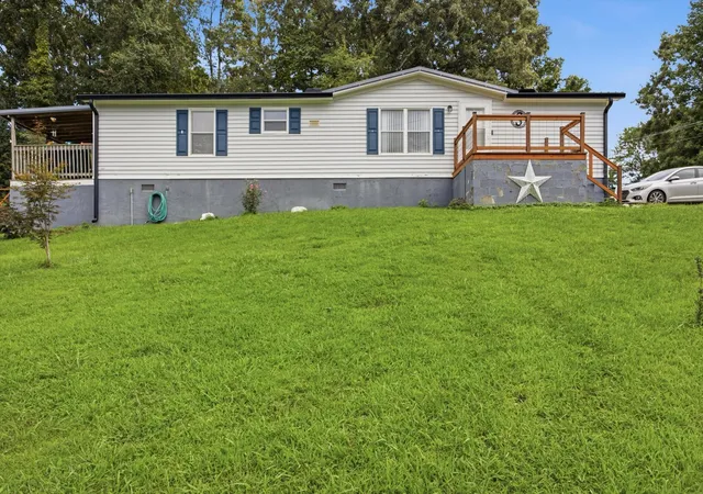 Photo 1 of Single family home for sale at 896 Ponderosa Dr, Soddy Daisy, TN 37379 | MLS# 1538401 | Listing updated on 2026-09-17