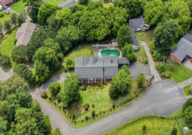 Photo 1 of Single family home for sale at 31 Aspen Ct, Ringgold, GA 30736 | MLS# 1538429 | Listing updated on 2026-09-11