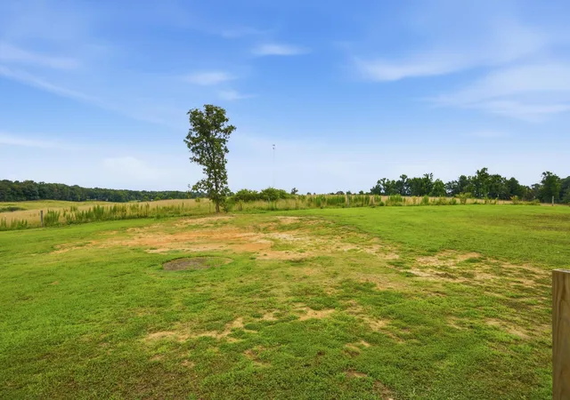 Photo 2 of Sale Pending at 144 Deer Park Dr, Chatsworth, GA 30705 | MLS# 1538765 | Listing updated on 2026-08-19