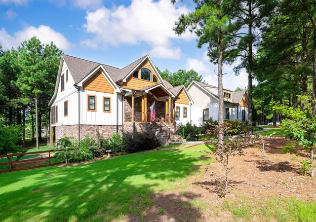 1st image of 365 Lookout View Dr, Jasper, TN 37347 | MLS# 1538795