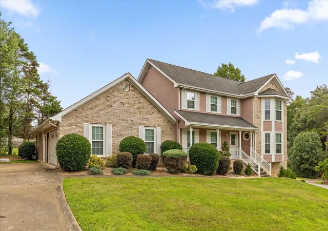 Photo 2 of Single family home for sale at 622 Pine Brow Trl, Chattanooga, TN 37421 | MLS# 1538527 | Listing updated on 2026-10-03