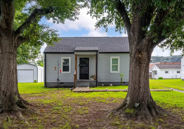 Photo 1 of Sale Pending at 616 Carden Ave, Rossville, GA 30741 | MLS# 1539008 | Listing updated on 2026-09-18