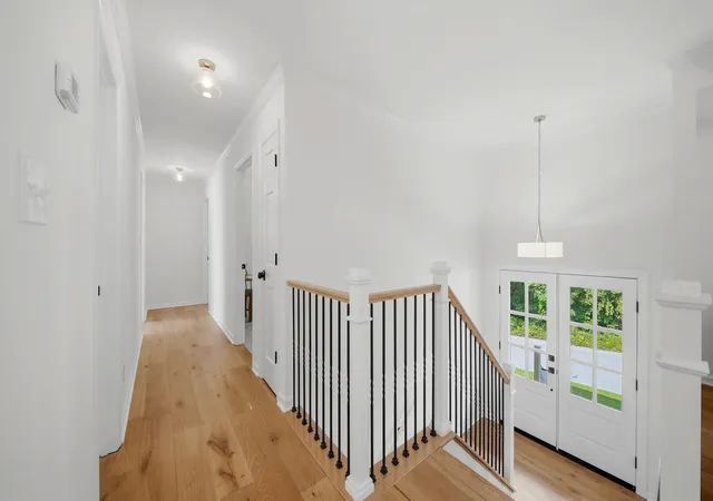 Photo 3 of Single family home for sale at 1224 King Arthur Rd, Chattanooga, TN 37421 | MLS# 1538834 | Listing updated on 2026-10-21