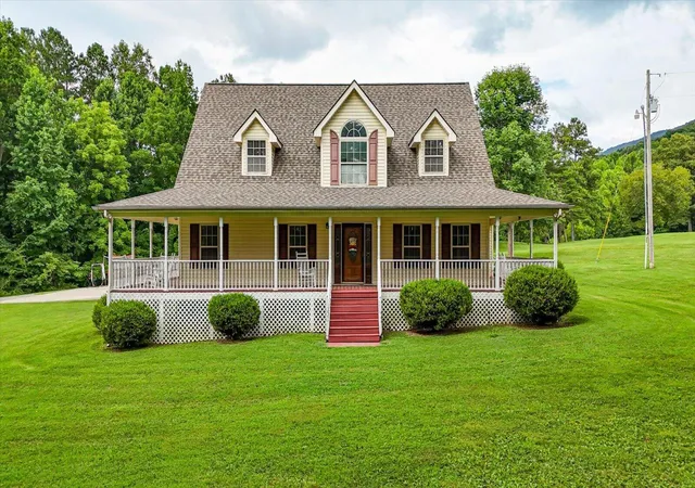 Photo 3 of Single family home for sale at 135 Mcdonough Rd, Whitwell, TN 37397 | MLS# 1538783 | Listing updated on 2026-08-13