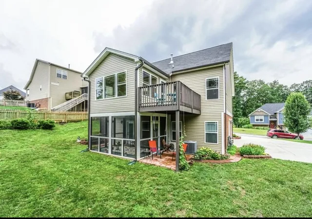 Photo 3 of Single family home for sale at 6236 Micasa Ln, Ooltewah, TN 37363 | MLS# 1538727 | Listing updated on 2026-09-15
