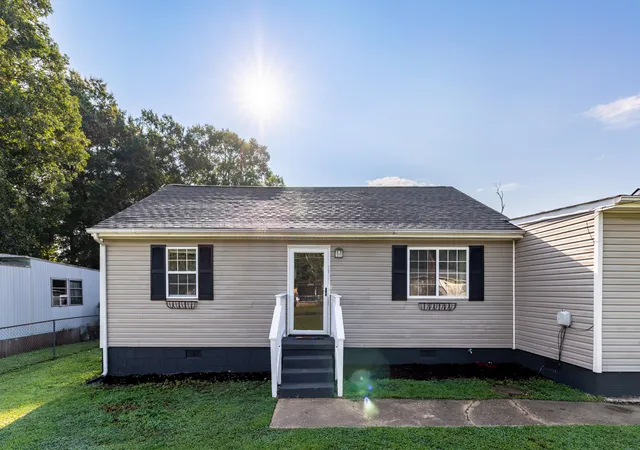 Photo 3 of Sale Pending at 141 Key W Ave, Rossville, GA 30741 | MLS# 1538807 | Listing updated on 2026-09-14