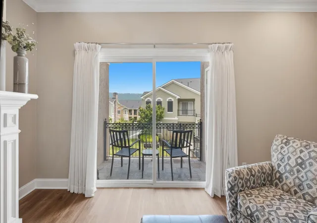 Listing Photo 5 - Condo for sale in building located at 105 Renaissance Ct, Chattanooga, TN 37419