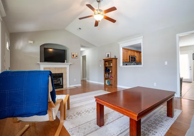 Photo 4 of Condo for sale at 1904 Cedar Crk Dr, Rossville, GA 30741 | MLS# 1538920 | Listing updated on 2026-09-08