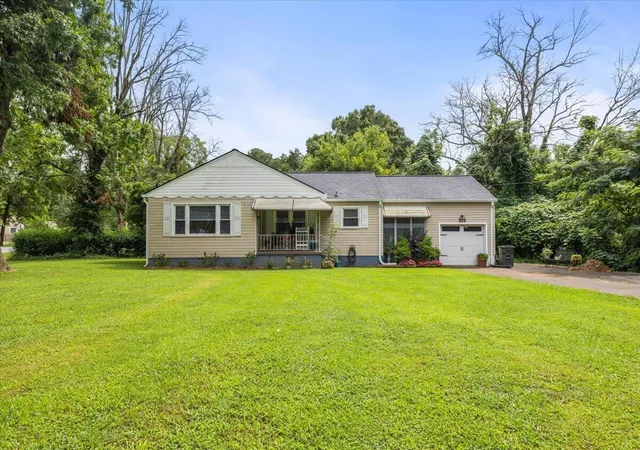 1st image of 212 Harker Rd, Fort Oglethorpe, GA 30742 | MLS# 1538784