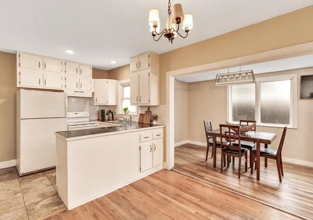 2nd image of 223 South Dr, Dalton, GA 30721 | MLS# 1538776