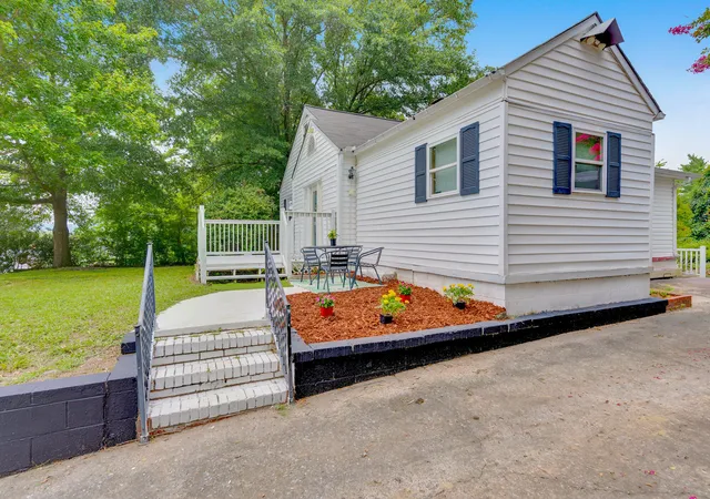 Photo 1 of Sale Pending at 223 South Dr, Dalton, GA 30721 | MLS# 1538776 | Listing updated on 2026-09-09