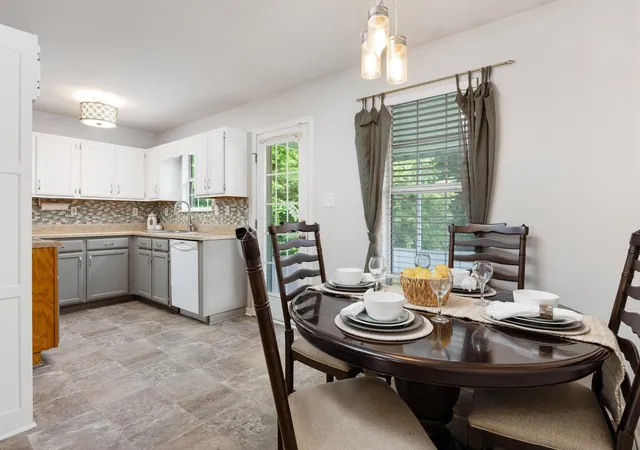 Photo 4 of Single family home for sale at 280 Shady Holw Cir SE, Cleveland, TN 37323 | MLS# 1538777 | Listing updated on 2026-09-23