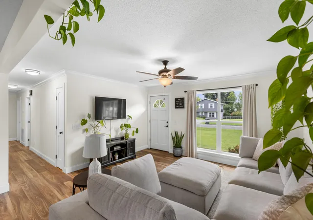 2nd image of 582 Pinewood Cir, Fort Oglethorpe, GA 30742 | MLS# 1538816