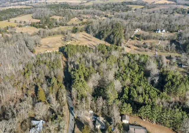 Photo 4 of Sale Pending at 1728 Chestuee Rd NE, Cleveland, TN 37323 | MLS# 1538821 | Listing updated on 2026-07-16