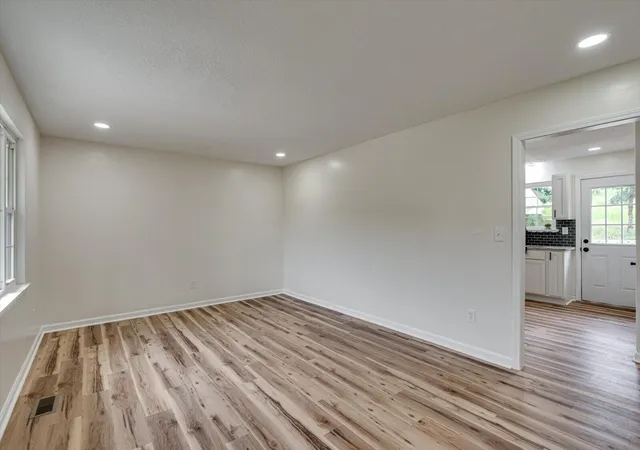 5th image of 7446 Davis Mill Cir, Harrison, TN 37341 | MLS# 1538827