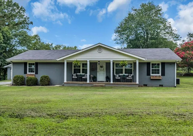 1st image of 593 Dover Rd, Jasper, TN 37347 | MLS# 1538918