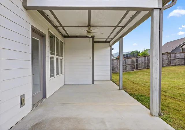 Photo 4 of Single family home for sale at 8889 Silver Maple Dr, Ooltewah, TN 37363 | MLS# 1538966 | Listing updated on 2026-09-29