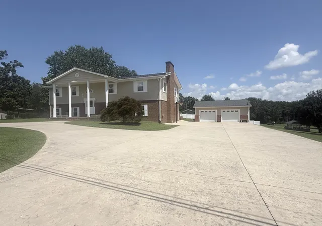 2nd image of 1220 Doctor Lee Ave, Bridgeport, AL 35740 | MLS# 1539135