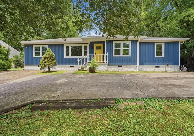 Photo 1 of Single family home for sale at 3703 Thrushwood Dr, Chattanooga, TN 37415 | MLS# 1538915 | Listing updated on 2026-09-12