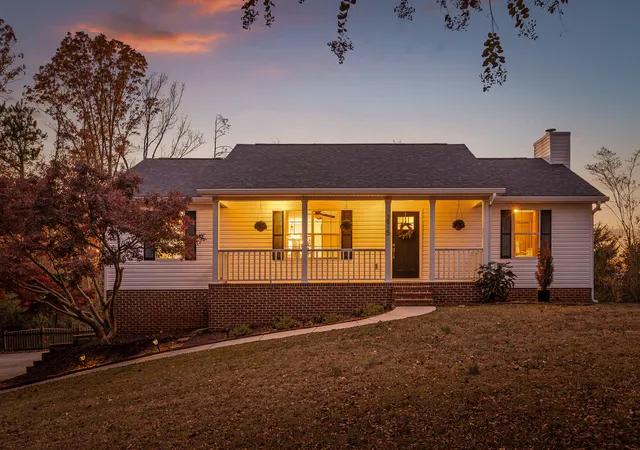 Photo 1 of Single family home for sale at 3915 Brock Rd, Chattanooga, TN 37421 | MLS# 1538969 | Listing updated on 2026-09-23
