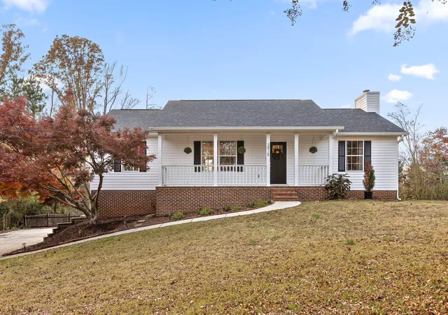Photo 3 of Single family home for sale at 3915 Brock Rd, Chattanooga, TN 37421 | MLS# 1538969 | Listing updated on 2026-09-23