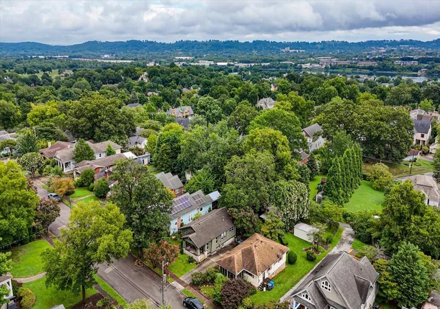 Photo 38 of Single family home for sale at 504 Graham St, Chattanooga, TN 37405 | MLS# 1539438 | Listing updated on 2026-08-06