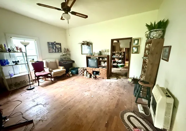 Photo 3 of Single family home for sale at 604 Magnolia St, La Fayette, GA 30728 | MLS# 1539014 | Listing updated on 2026-07-18
