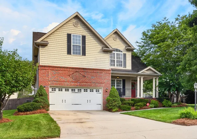 Photo 3 of Single family home for sale at 7162 Houser Ridge Ln, Hixson, TN 37343 | MLS# 1539478 | Listing updated on 2026-10-26