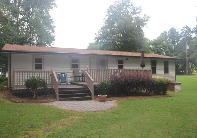Photo 4 of Sale Pending at 1049 Buckner Rd, Ringgold, GA 30736 | MLS# 1539102 | Listing updated on 2026-08-31