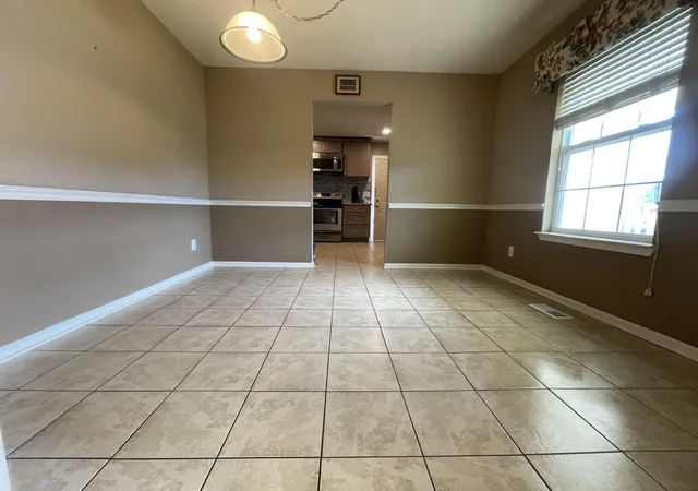Photo 3 of Single family home for sale at 340 Creeks Jewell Dr, Ringgold, GA 30736 | MLS# 1539069 | Listing updated on 2026-08-23