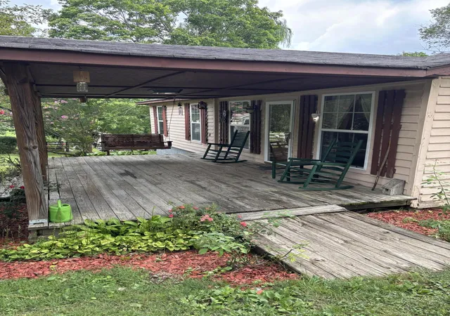 Photo 3 of Sale Pending at 240 Ridge Rd, Whitwell, TN 37397 | MLS# 1539322 | Listing updated on 2026-08-31