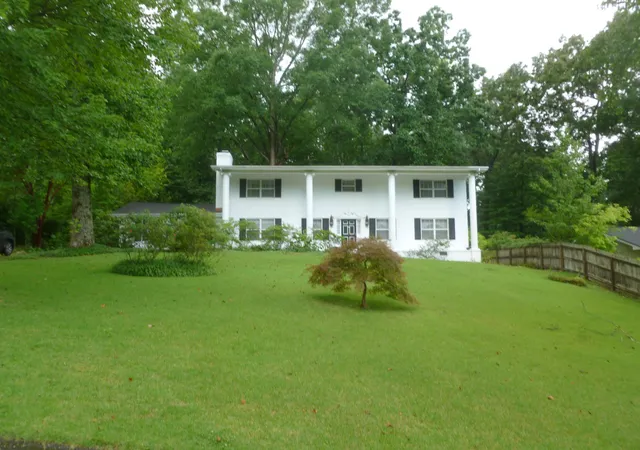 Photo 2 of Single family home for sale at 114 La Porte Dr, Chattanooga, TN 37415 | MLS# 1539093 | Listing updated on 2026-07-27