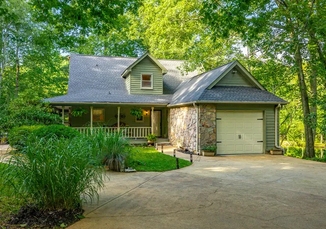 Photo 2 of Single family home for sale at 405 Plum Nelly Trl, Rising Fawn, GA 30738 | MLS# 1539132 | Listing updated on 2026-09-04