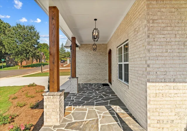 Photo 3 of Single family home for sale at 107 W Riley St, Chatsworth, GA 30705 | MLS# 1539133 | Listing updated on 2026-08-24