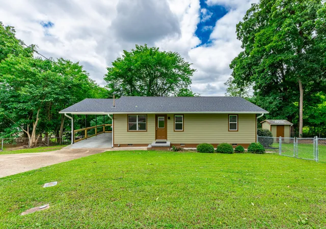 Photo 1 of Sale Pending at 275 Lawrence Dr, Rossville, GA 30741 | MLS# 1539095 | Listing updated on 2026-08-06