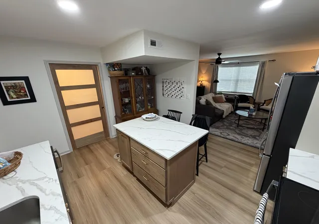 Listing Photo 4 - Condo for sale in building located at 243 Edwina Ct, Chattanooga, TN 37412