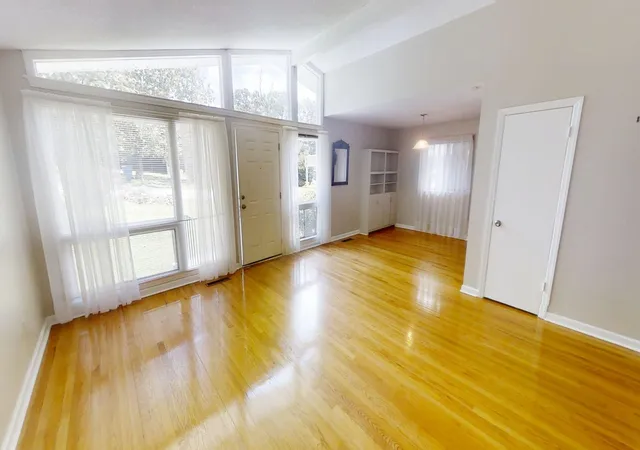 Photo 4 of Sale Pending at 4829 Stagg Rd, Chattanooga, TN 37415 | MLS# 1539258 | Listing updated on 2026-08-20