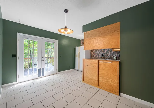 Listing Photo 3 - Condo for sale in building located at 6270 Teletha Ln, Chattanooga, TN 37415