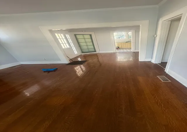 Photo 3 of Single family home for sale at 1707 Bennett Ave, Chattanooga, TN 37404 | MLS# 1539202 | Listing updated on 2026-08-24