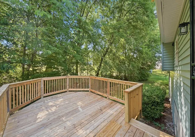Photo 3 of Sale Pending at 4703 Ranger Ln, Chattanooga, TN 37416 | MLS# 1539225 | Listing updated on 2026-09-04